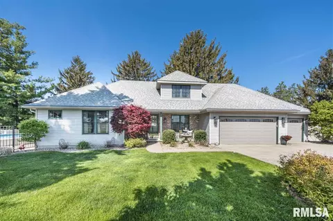 497 E Townhall Rd, Germantown Hills, IL 61548 photo 1