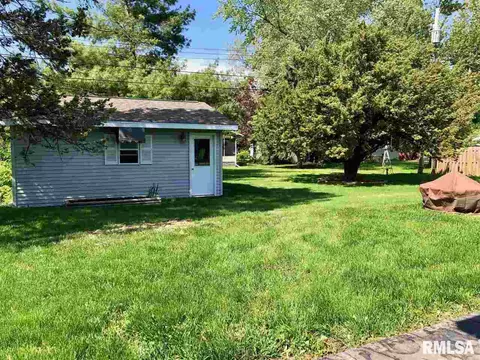 1114 E Grant St, Macomb, IL 61455 photo 23