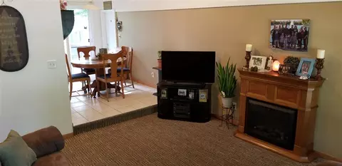 318 S Ward St, Macomb, IL 61455 photo 6