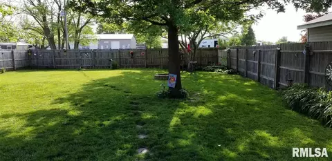 318 S Ward St, Macomb, IL 61455 photo 24