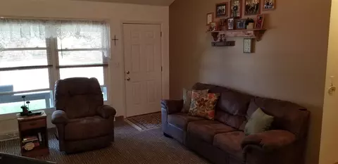 318 S Ward St, Macomb, IL 61455 photo 4