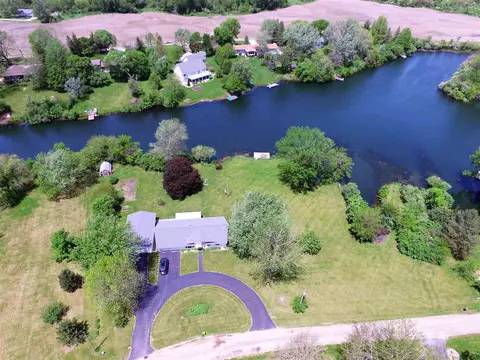 15420 E Geronimo Dr, Cuba, IL 61427 photo 2