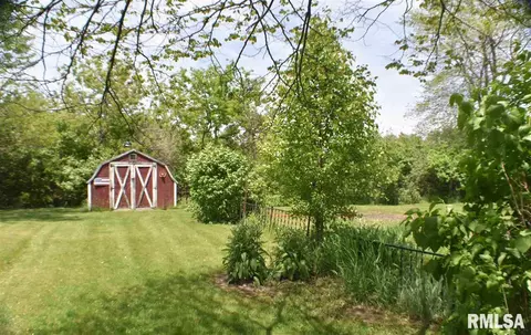 15420 E Geronimo Dr, Cuba, IL 61427 photo 22