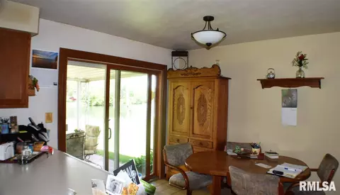 15420 E Geronimo Dr, Cuba, IL 61427 photo 8