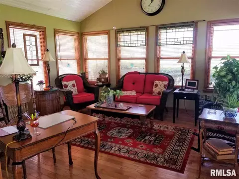 495 Townhall Rd, Germantown Hills, IL 61548 photo 13
