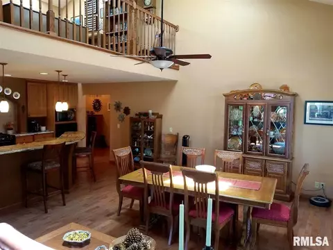 495 Townhall Rd, Germantown Hills, IL 61548 photo 14