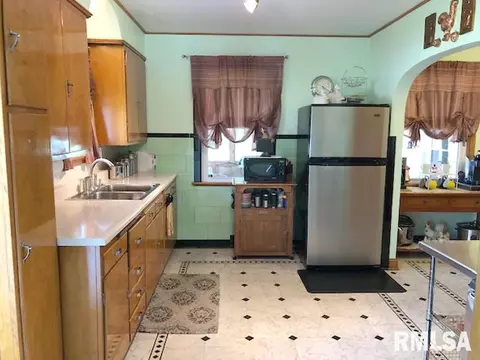 109 E Main St, Cuba, IL 61427 photo 7
