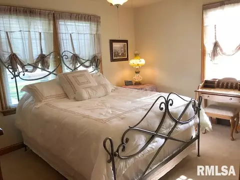 109 E Main St, Cuba, IL 61427 photo 16