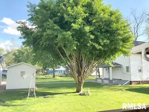 109 E Main St, Cuba, IL 61427 photo 32