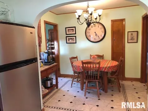 109 E Main St, Cuba, IL 61427 photo 13