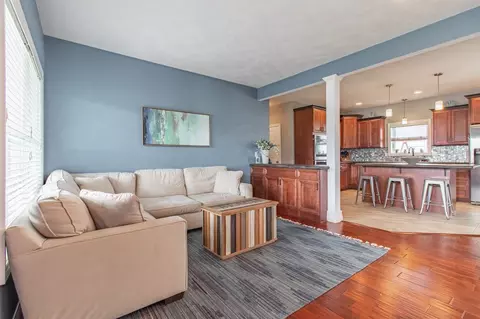 1210 N Hampton Dr, Washington, IL 61571 photo 3