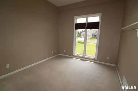 2117 W Brenyn Ct, Dunlap, IL 61525 photo 14