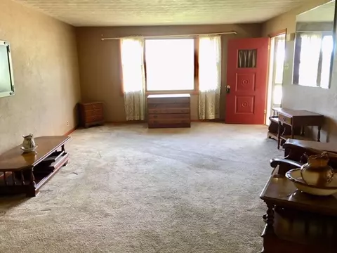 842 S 3rd Ave, Canton, IL 61520 photo 10