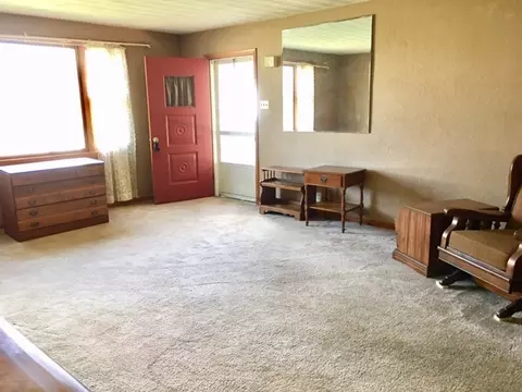 842 S 3rd Ave, Canton, IL 61520 photo 12