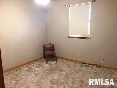 842 S 3rd Ave, Canton, IL 61520 photo 25
