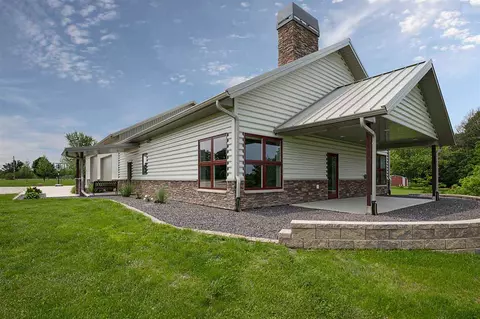 539 Reaba Ave, Congerville, IL 61729 photo 1