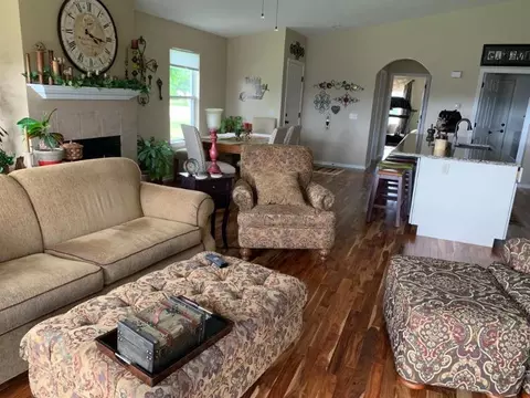1064 Willow Rd, Macomb, IL 61455 photo 3