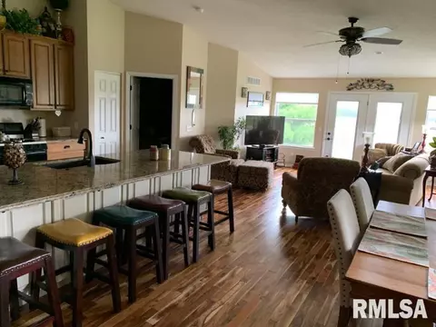 1064 Willow Rd, Macomb, IL 61455 photo 11