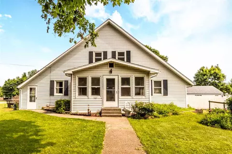 507 E 3rd St, Delavan, IL 61734 photo 1