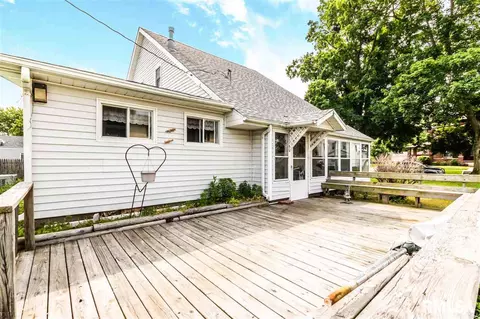 507 E 3rd St, Delavan, IL 61734 photo 22