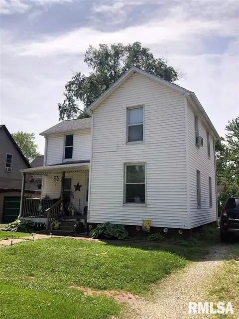 266 E Olive St, Canton, IL 61520 photo 15