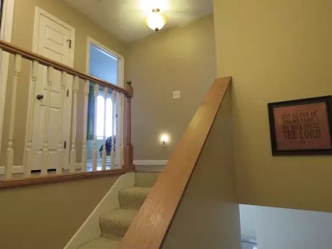 504 S Henry St, Eureka, IL 61530 photo 21
