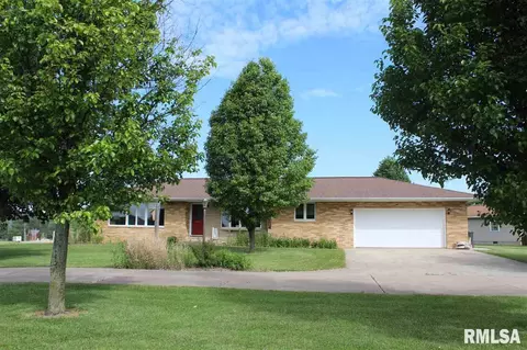 1620 Adams Rd, Eureka, IL 61530 photo 2