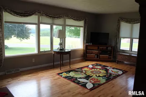 1620 Adams Rd, Eureka, IL 61530 photo 9