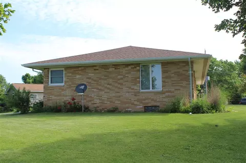 1620 Adams Rd, Eureka, IL 61530 photo 4