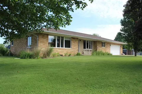 1620 Adams Rd, Eureka, IL 61530 photo 3