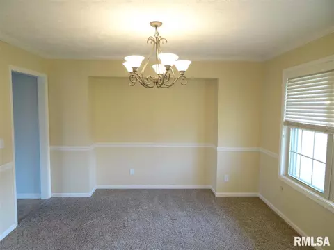 10904 N Crestpointe Ln, Dunlap, IL 61525 photo 4