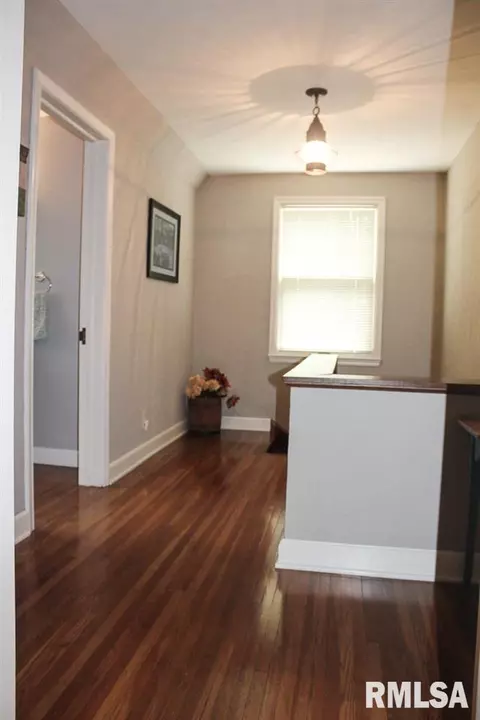 201 S Hamilton, Eureka, IL 61530 photo 21