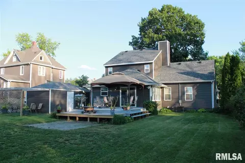 426 E Walnut St, Washburn, IL 61570 photo 32