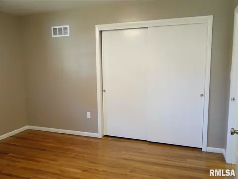 108 Jana Rd, Macomb, IL 61455 photo 10