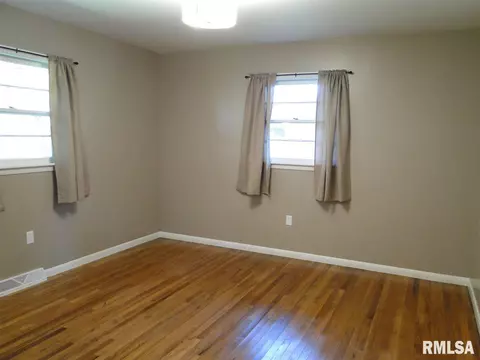 108 Jana Rd, Macomb, IL 61455 photo 9