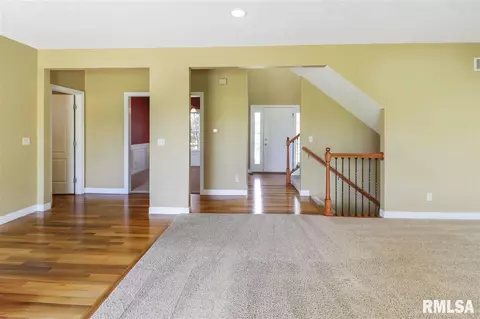 11020 N Crestpointe Ln, Dunlap, IL 61525 photo 10