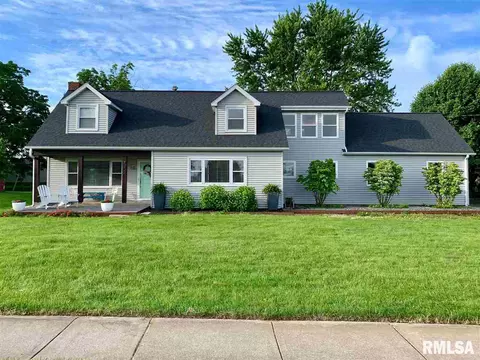 720 W Progress St, Metamora, IL 61548 photo 1