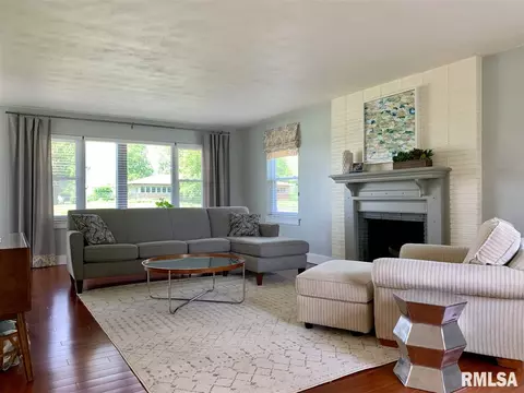 720 W Progress St, Metamora, IL 61548 photo 3