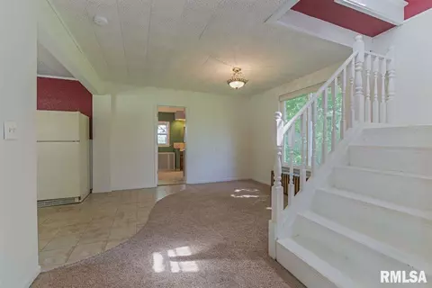 200 E Kauffman St, Congerville, IL 61729 photo 10