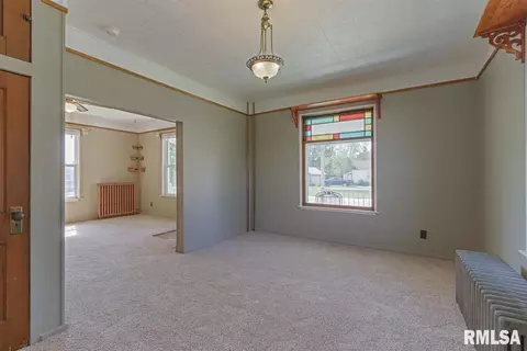200 E Kauffman St, Congerville, IL 61729 photo 9
