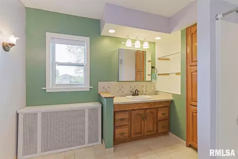 200 E Kauffman St, Congerville, IL 61729 photo 23