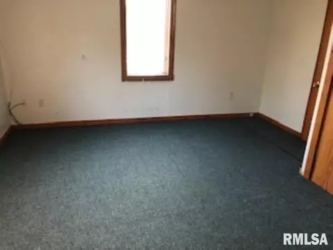 324 W Carroll St, Macomb, IL 61455 photo 11