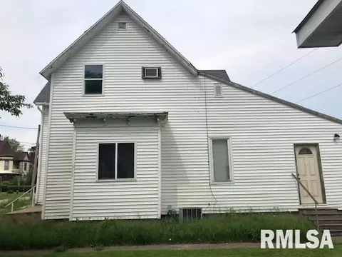 324 W Carroll St, Macomb, IL 61455 photo 1