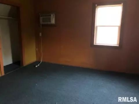 324 W Carroll St, Macomb, IL 61455 photo 17