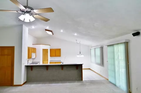 10288 W Lake Camelot Dr, Mapleton, IL 61547 photo 8