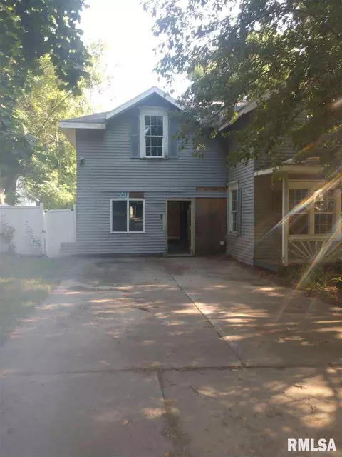 404 W 3rd St, Delavan, IL 61734 photo 26