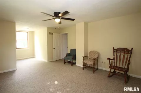 205 Starr Ct, Washington, IL 61571 photo 19