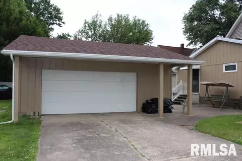 609 Custer Pl, Canton, IL 61520 photo 35