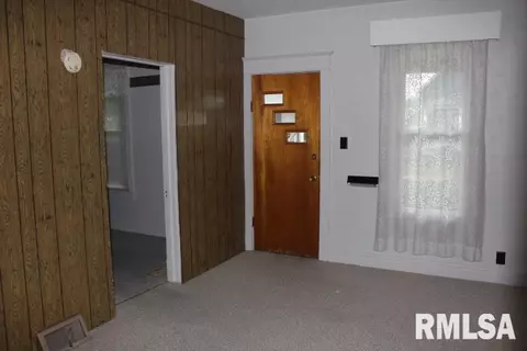 609 Custer Pl, Canton, IL 61520 photo 12
