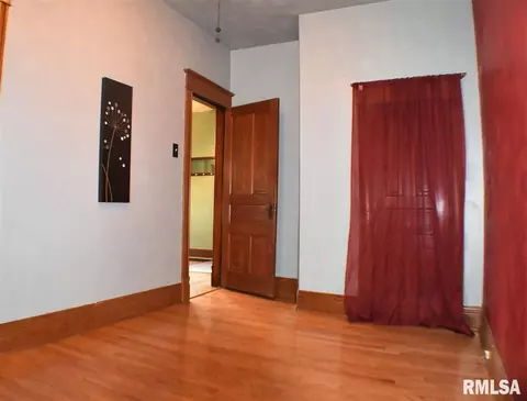 519 E Ash St, Canton, IL 61520 photo 34